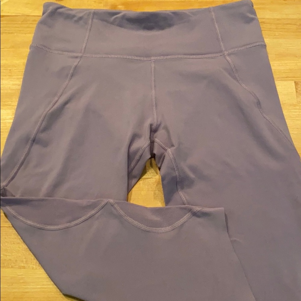 Lorna Jane Cropped Legging